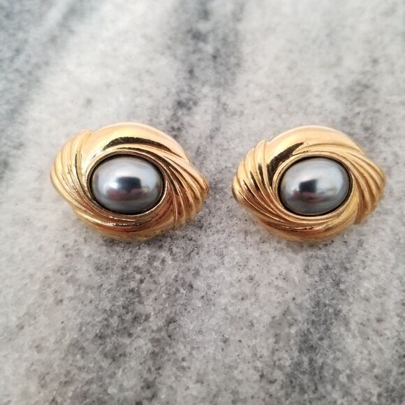 Vintage Gold Tone Clip On Earrings with Silver Tone Cabochon Centers Oval Estate - Picture 2 of 5